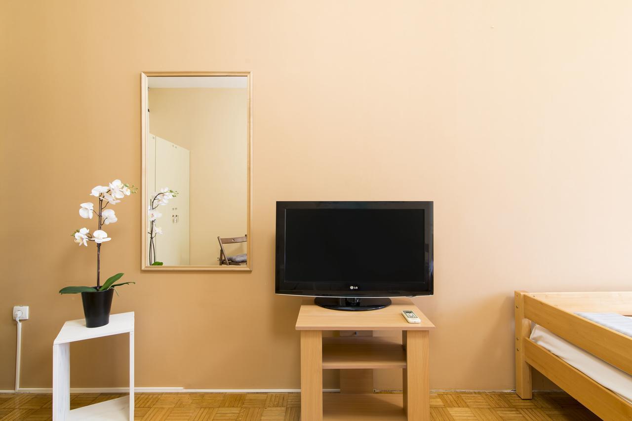 Guesthouse Fair ベオグラード エクステリア 写真