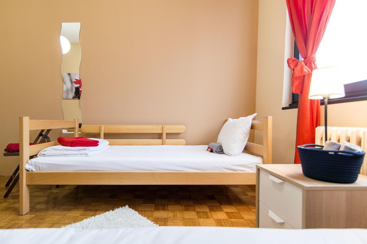Guesthouse Fair ベオグラード エクステリア 写真